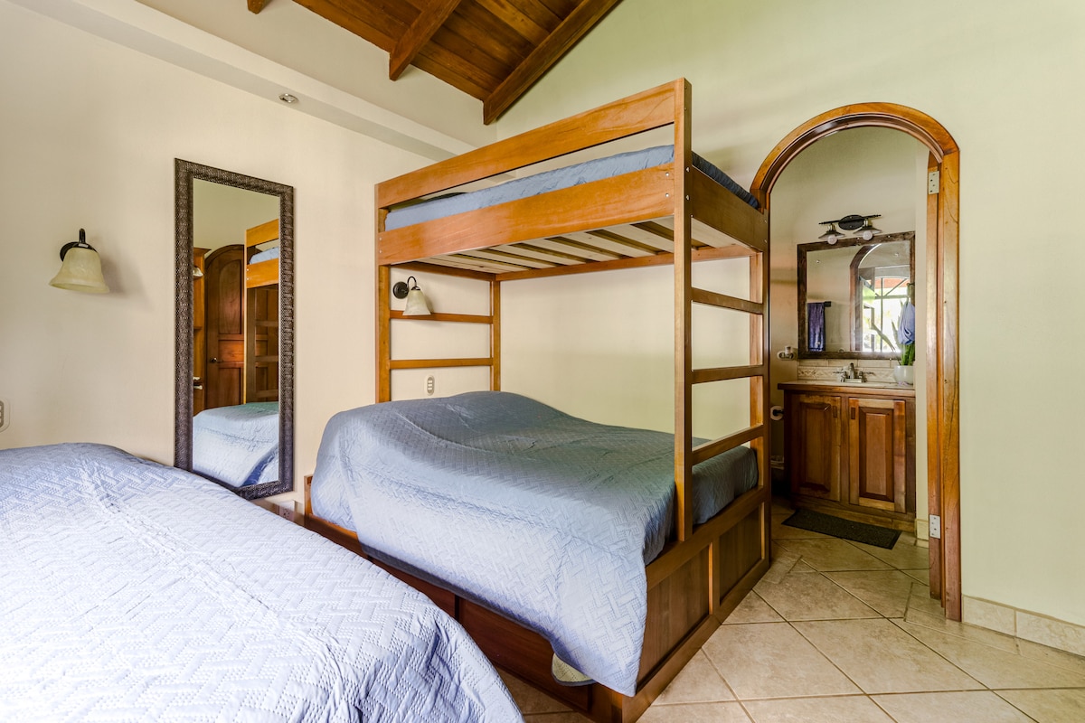 Heavenly Life Villa